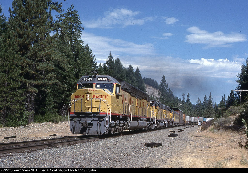 UP 6943 East near Camp Layman